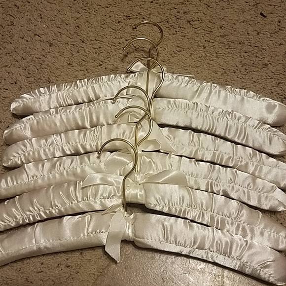 Set of 6 White Satin Padded Hangers